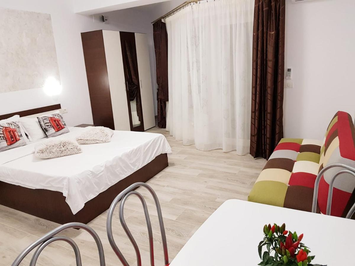 Studio Muncel Constanta Luaran gambar
